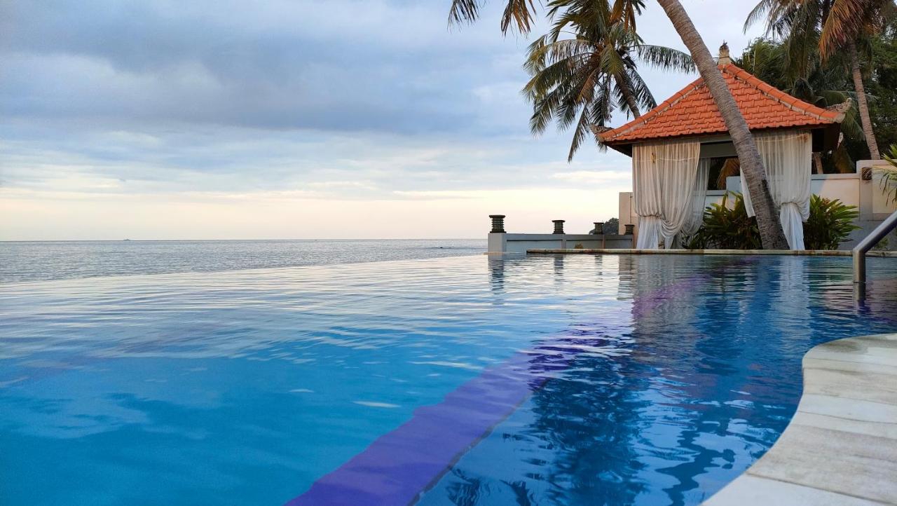 Coco Blu Villa 新加拉惹 外观 照片