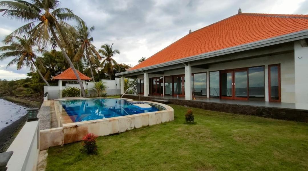 Coco Blu Villa 新加拉惹 外观 照片